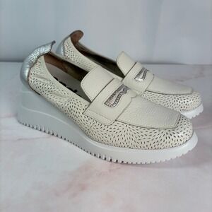 Wonders White Silver Leather Wedge Loafer Shoes Size 39 Perforated Made in Spain